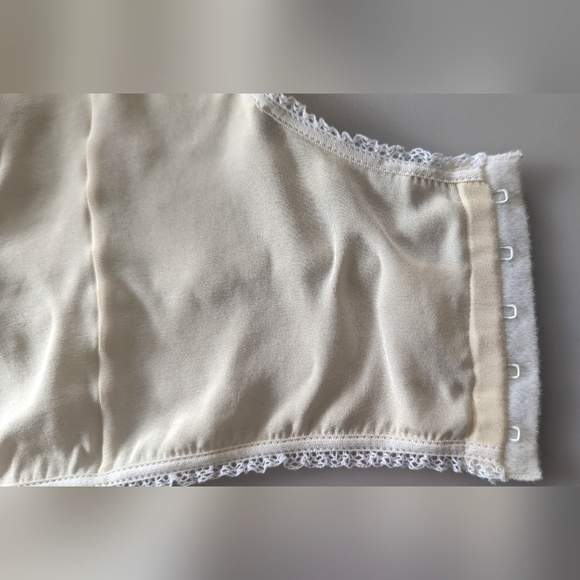 Designer PATRIZIA PEPE Silk Floral Embroidery Sequins Bustier. Vintage. Sz 42 EU - Picture 6 of 16